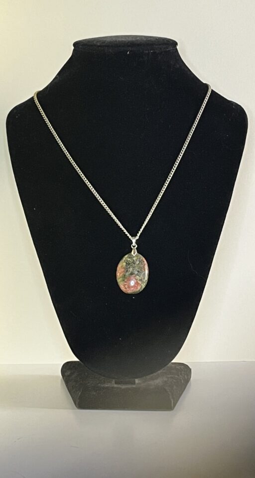 Collier en unakite